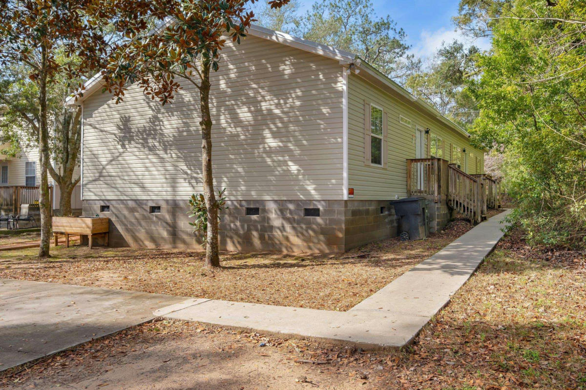 2243 S MERIDIAN ST # 1, TALLAHASSEE, FL 32301, photo 1 of 26